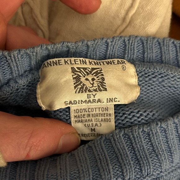 Iconic 80s Anne Klein Sadimara Lion Sweater - Picture 2 of 3